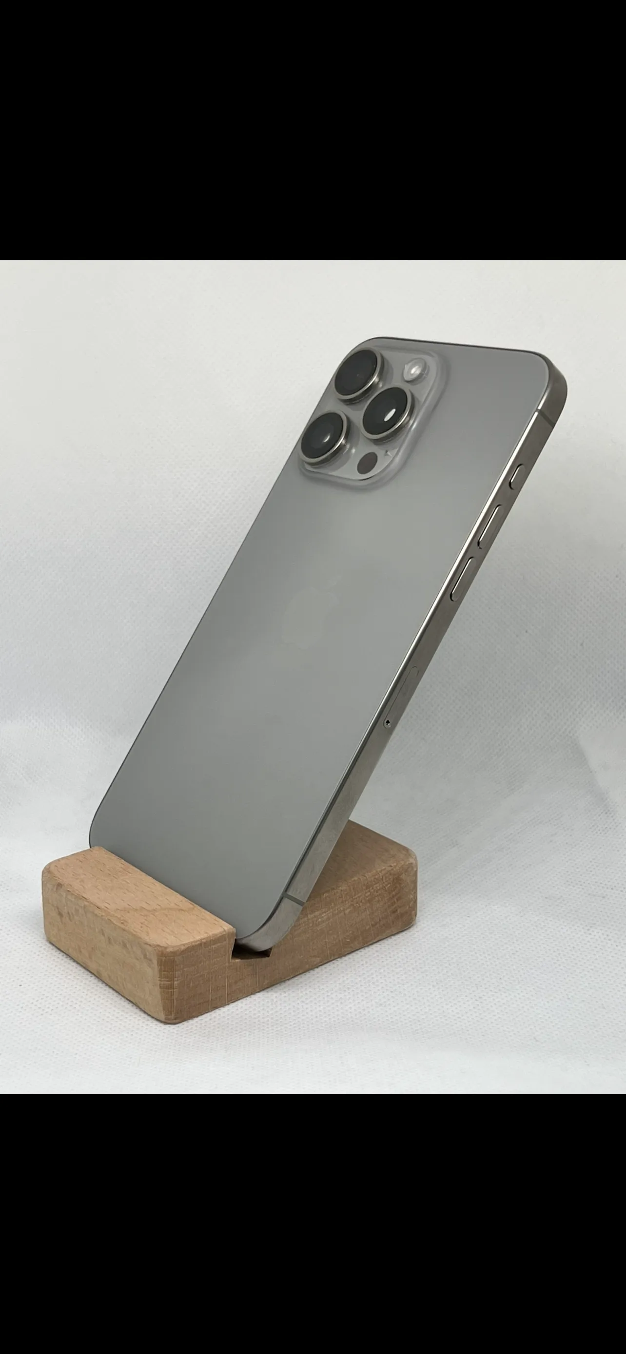 IPHONE 15 PRO MAX-256GB photo 2 – Bishan, AMK