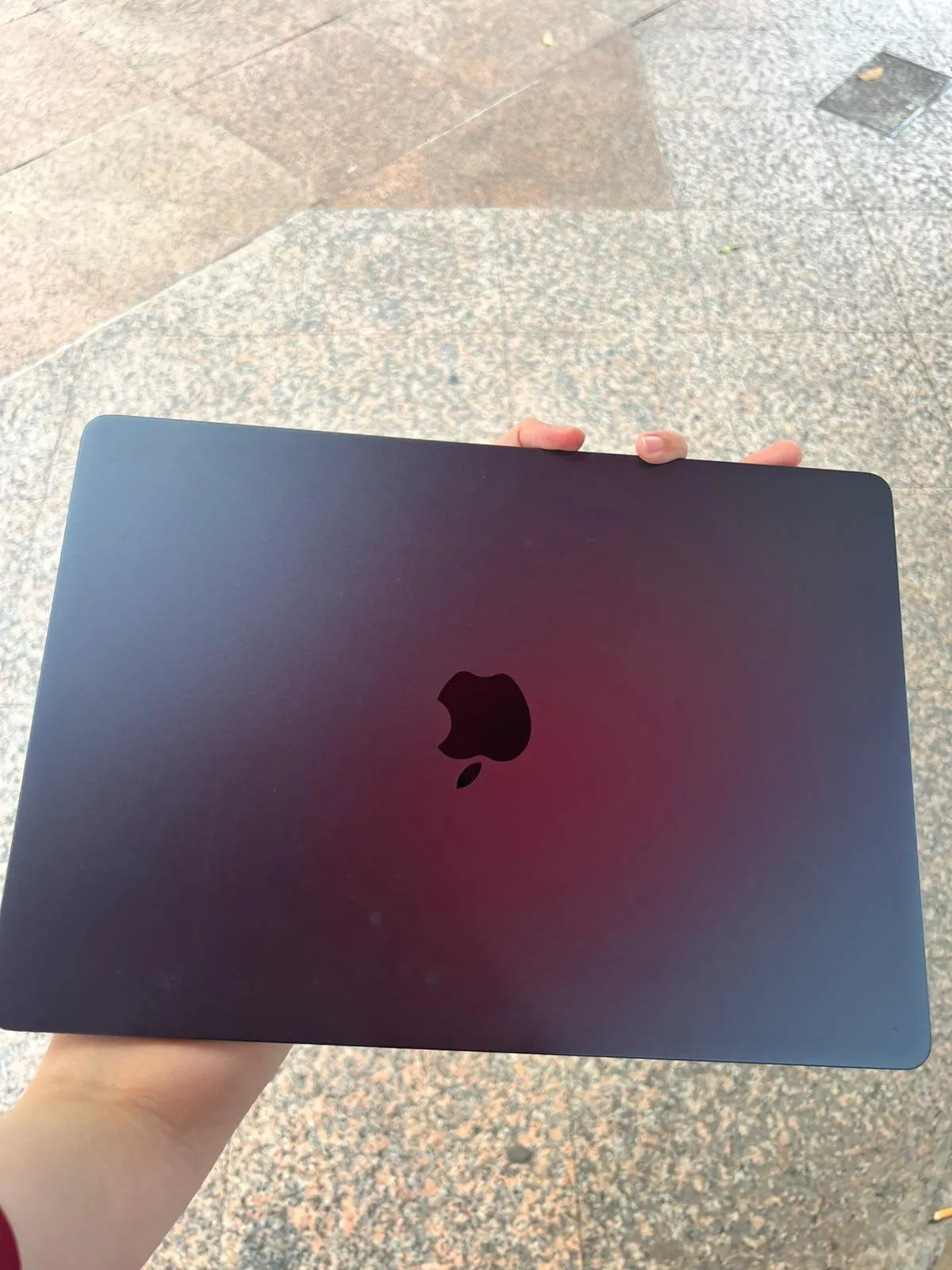 MacBook Air 15-inch M3 2024-256GB photo 3 – Queenstown, Tiong Bahru