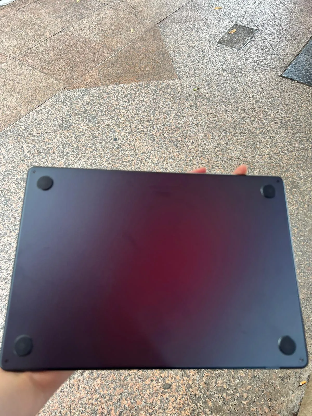 MacBook Air 15-inch M3 2024-256GB photo 4 – Queenstown, Tiong Bahru