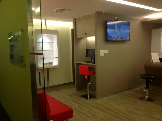 Image Remote Electrical Help in 1 Minute by Khoo – Vision Electrical Singapore
