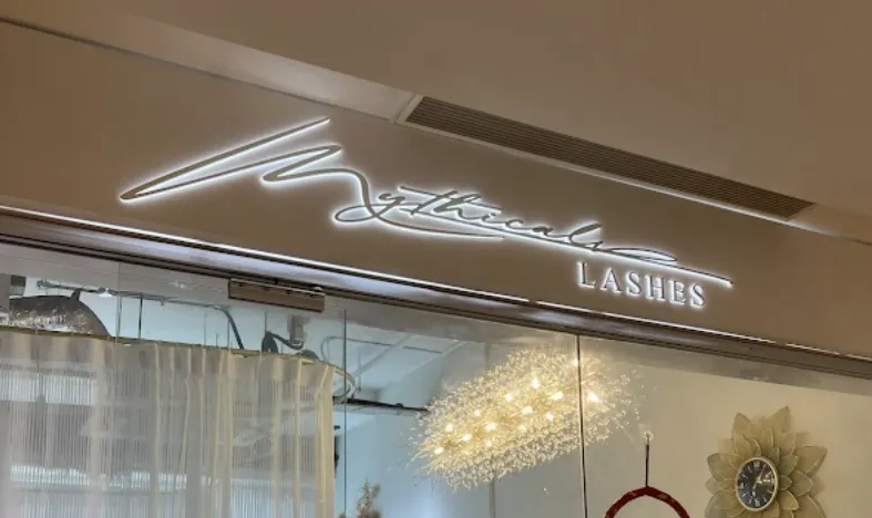 Image Top-Notch Nail Experience with Zhang MY at Mythical Lab