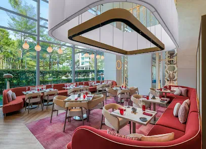 Image Sylvester's Superb Service Makes SKIRT Restaurant a Delight!