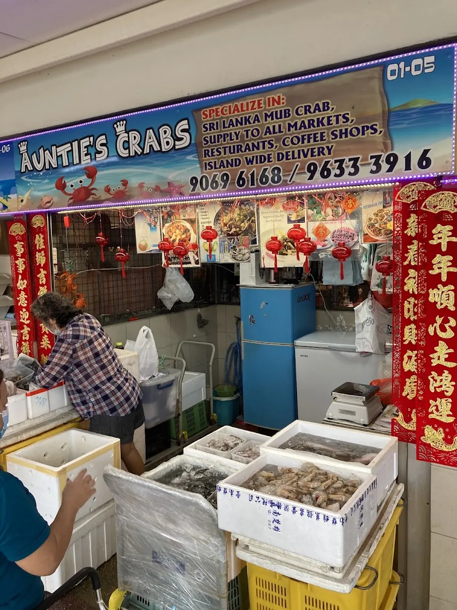 Image Auntie Crabs