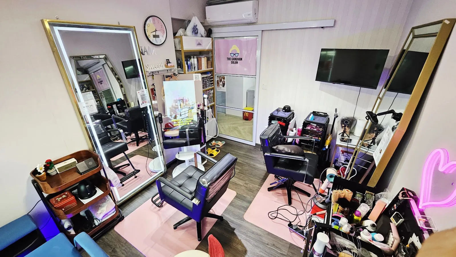 Image The Gangnam Salon and Academy
