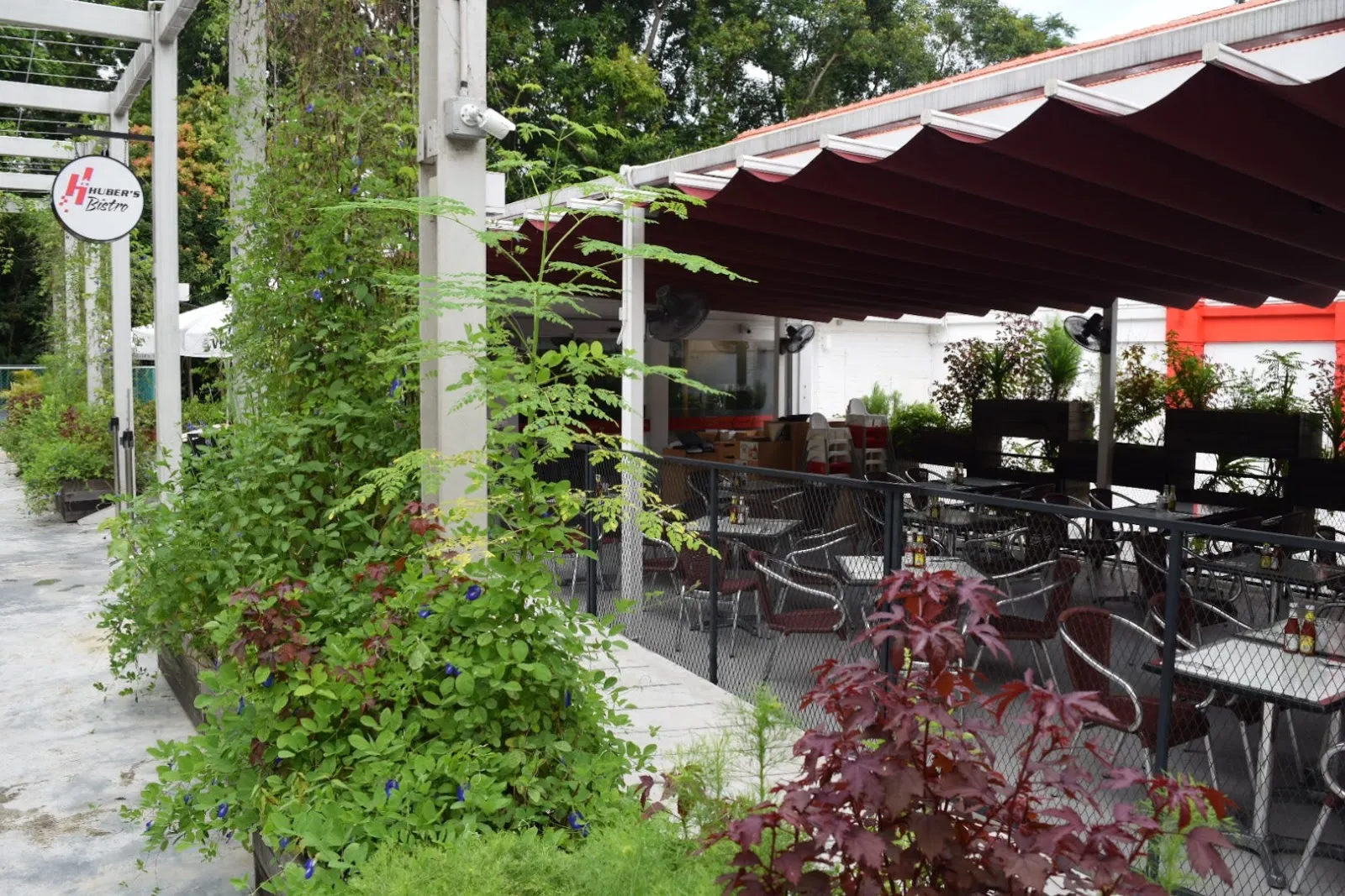 Image Huber's Bistro