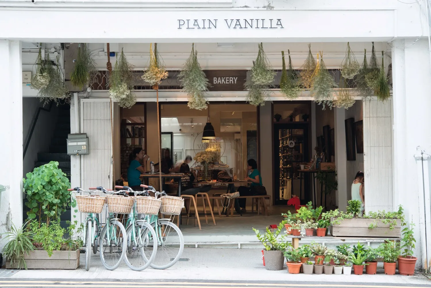 Image Plain Vanilla Tiong Bahru