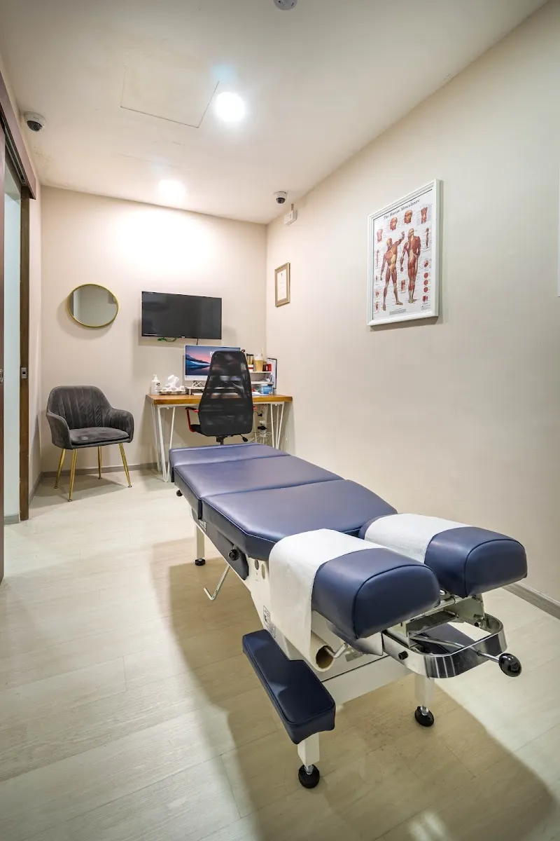 Image Live Well Chiropractic (Toa Payoh)