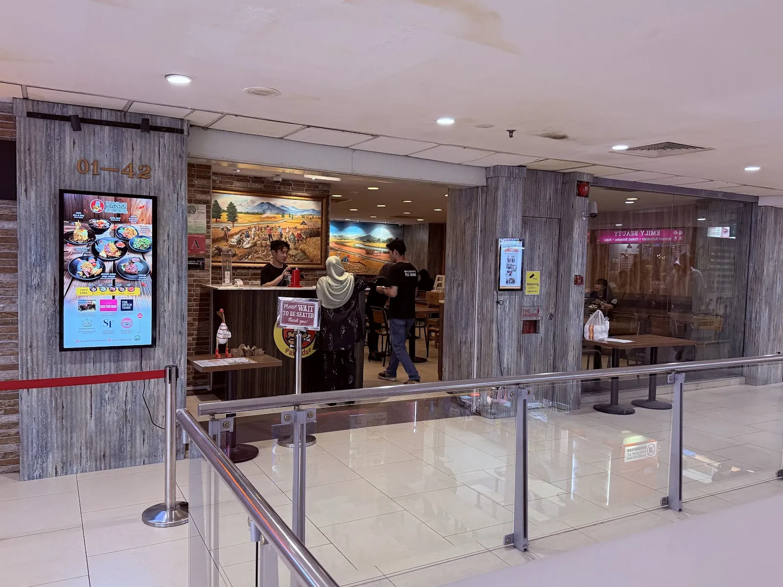 Image Bebek Goreng Pak Ndut @Lucky Plaza