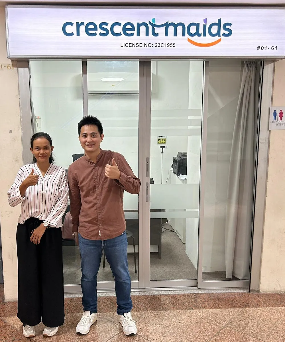 Image Crescent Maids